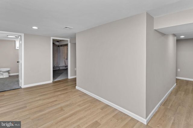 121 MCCLELLAN AVE, Hamilton, NJ 08610
