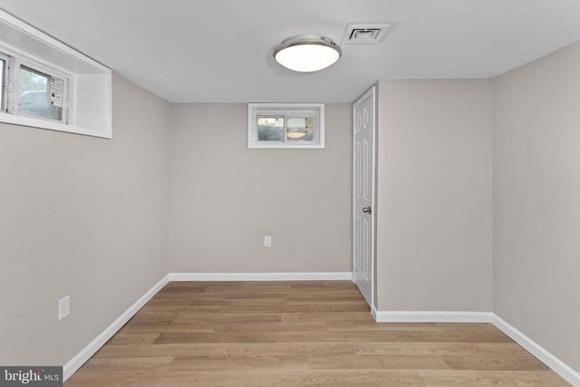 121 MCCLELLAN AVE, Hamilton, NJ 08610