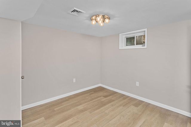 121 MCCLELLAN AVE, Hamilton, NJ 08610