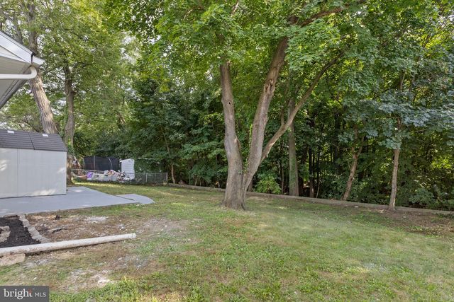 121 MCCLELLAN AVE, Hamilton, NJ 08610