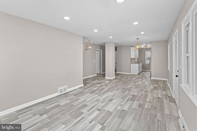 121 MCCLELLAN AVE, Hamilton, NJ 08610