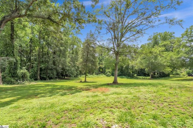 904 Highway 357, Greer, SC 29651
