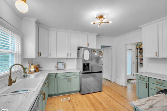 904 Highway 357, Greer, SC 29651