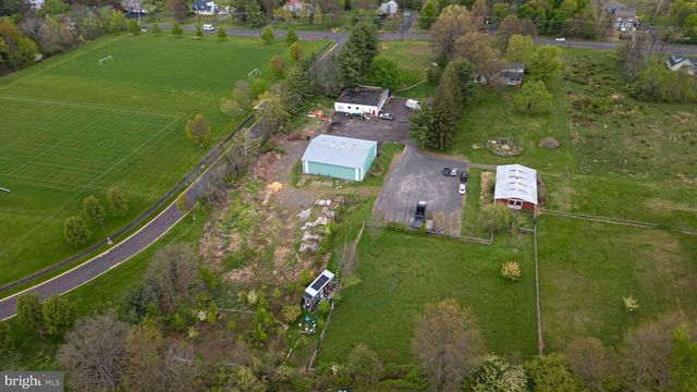 3146 BRISTOL RD, Chalfont, PA 18914