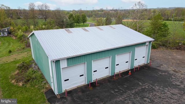 3146 BRISTOL RD, Chalfont, PA 18914
