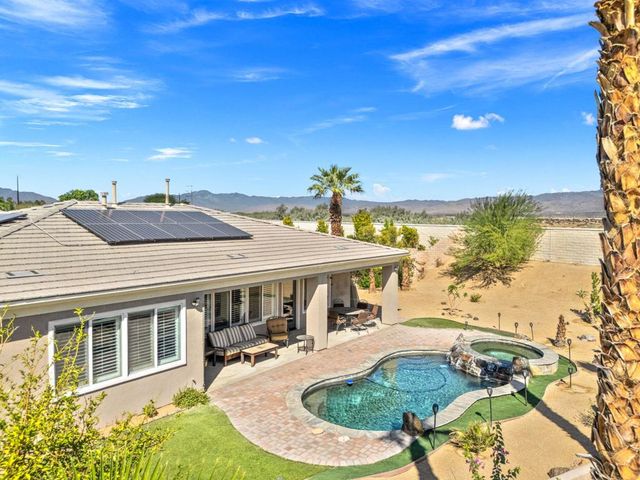 108 Francesca Court, Palm Desert, CA 92211