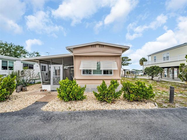 800 CHESAPEAKE DRIVE 62, Tarpon Springs, FL 34689