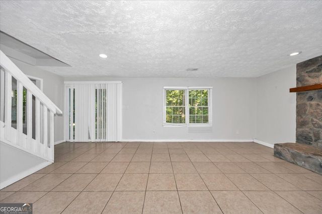 1865 Oak Ridge Way NW, Lawrenceville, GA 30044