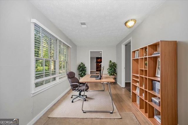 1865 Oak Ridge Way NW, Lawrenceville, GA 30044
