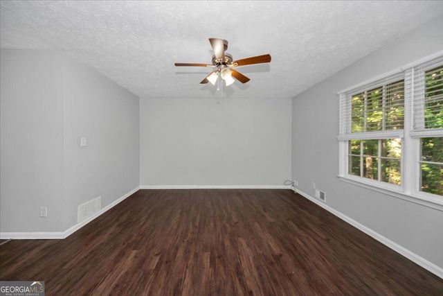 1865 Oak Ridge Way NW, Lawrenceville, GA 30044