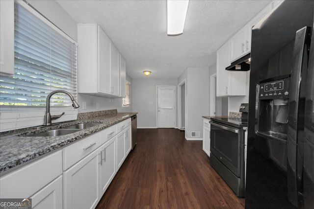 1865 Oak Ridge Way NW, Lawrenceville, GA 30044