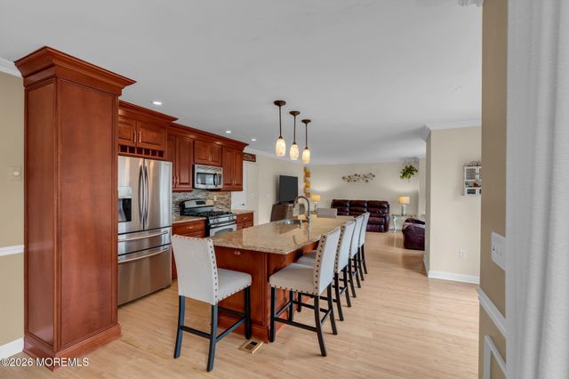 18 Coral Drive, Howell, NJ 07731