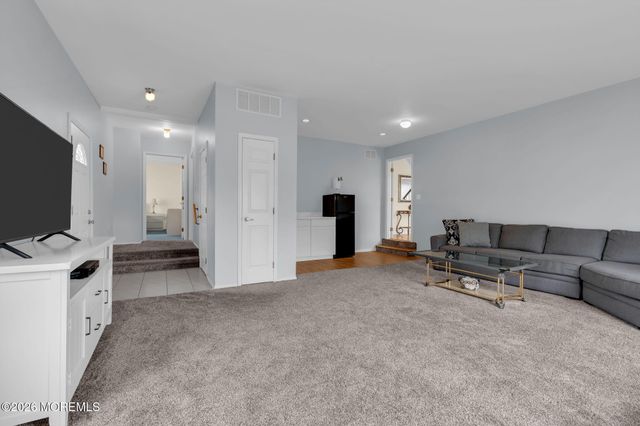 18 Coral Drive, Howell, NJ 07731