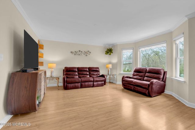 18 Coral Drive, Howell, NJ 07731