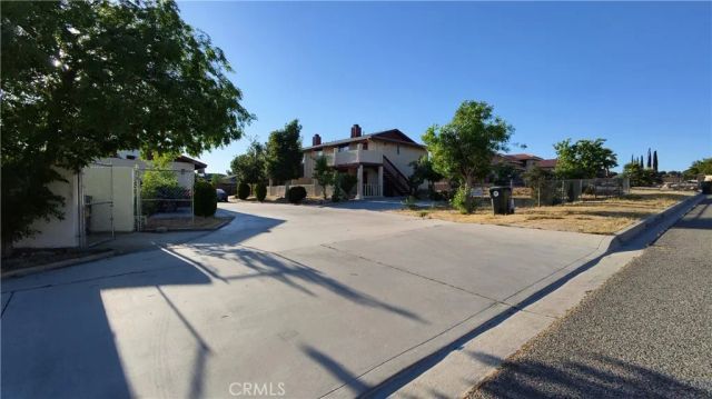 16228 Wato Road, Apple Valley, CA 92307
