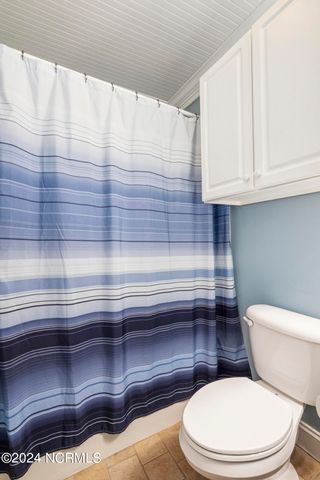 1103 S Topsail Drive, Surf City, NC 28445