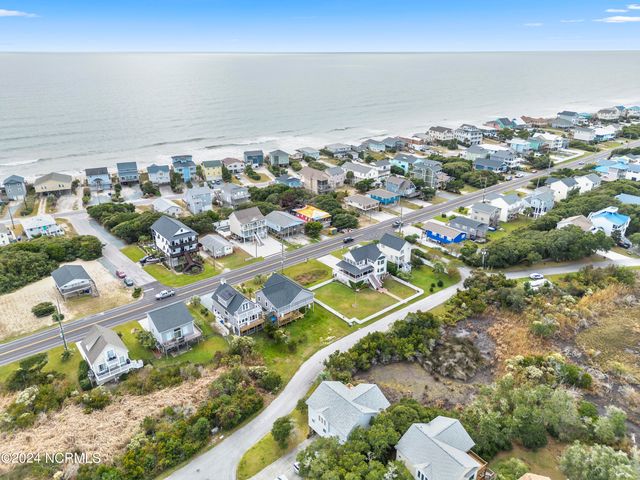 1103 S Topsail Drive, Surf City, NC 28445