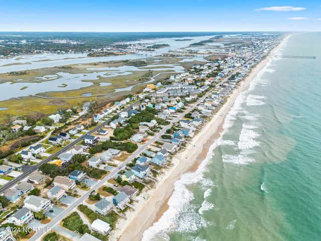 1103 S Topsail Drive, Surf City, NC 28445