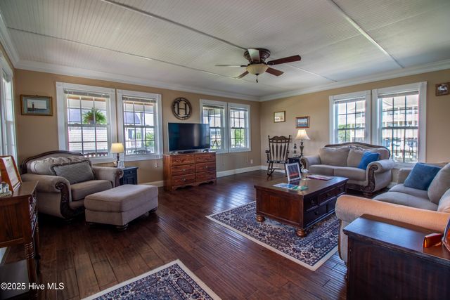 1103 S Topsail Drive, Surf City, NC 28445