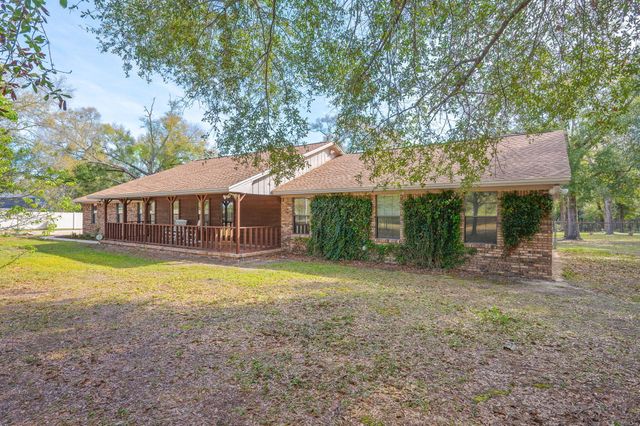4841 Antioch Road, Crestview, FL 32536