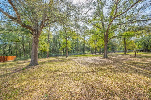 4841 Antioch Road, Crestview, FL 32536