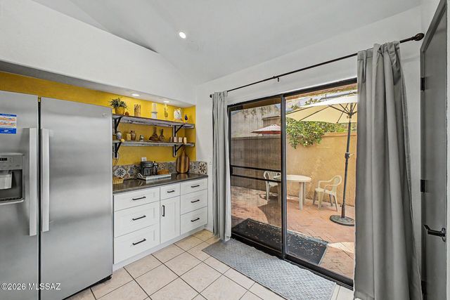 3170 N Brittlebush Lane, Tucson, AZ 85712