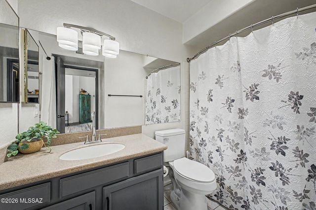 3170 N Brittlebush Lane, Tucson, AZ 85712