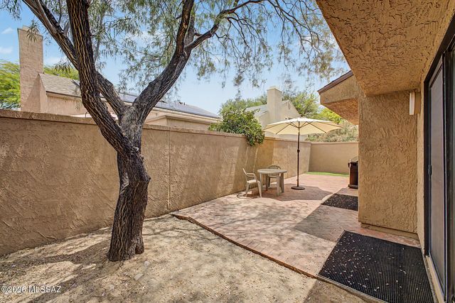 3170 N Brittlebush Lane, Tucson, AZ 85712