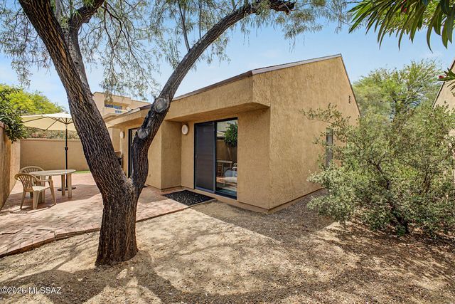 3170 N Brittlebush Lane, Tucson, AZ 85712