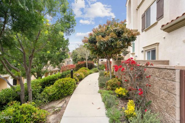 15633 Odyssey Drive 56, Los Angeles, CA 91344