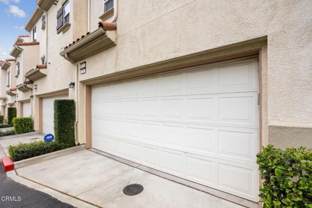 15633 Odyssey Drive 56, Los Angeles, CA 91344