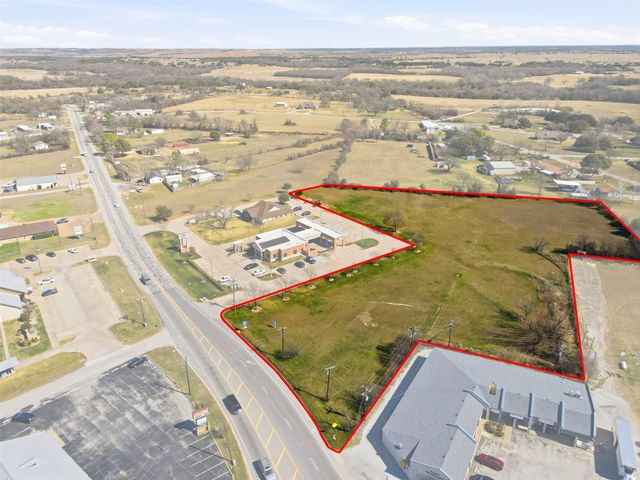 2915 Fall Creek Highway, Granbury, TX 76049