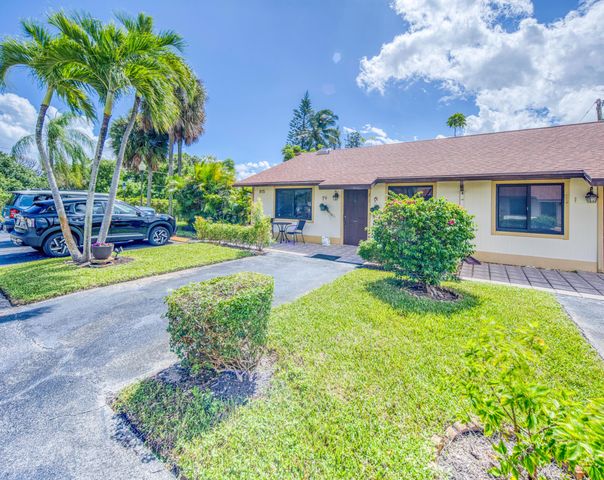 815 ANDREW REDDING Road 201, Lantana, FL 33462