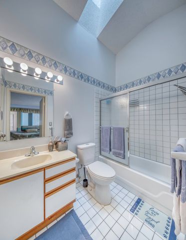 815 ANDREW REDDING Road 201, Lantana, FL 33462