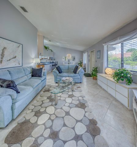 815 ANDREW REDDING Road 201, Lantana, FL 33462