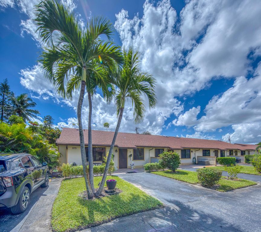 815 ANDREW REDDING Road 201, Lantana, FL 33462