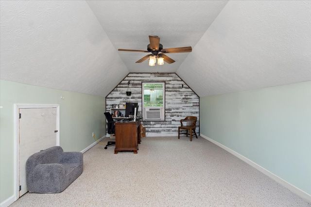 625 Mag a Mor Dr, Lafayette, TN 37083