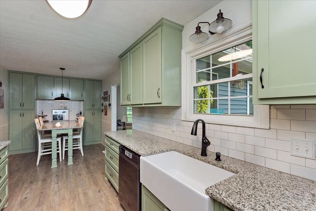 625 Mag a Mor Dr, Lafayette, TN 37083