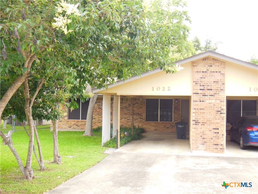 1022 Clover Circle, New Braunfels, TX 78130
