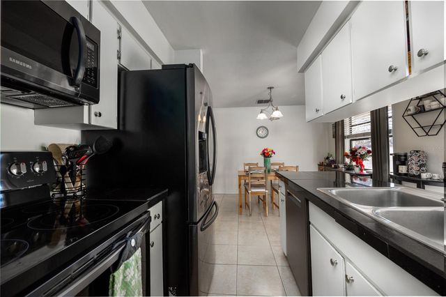 8031 SW 13TH ROAD, Gainesville, FL 32607