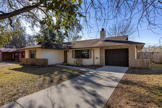 8031 SW 13TH ROAD, Gainesville, FL 32607