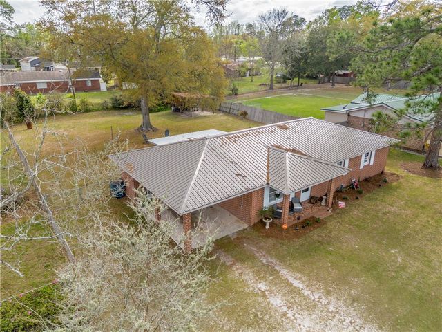 2857 Cherokee Street, Waycross, GA 31503