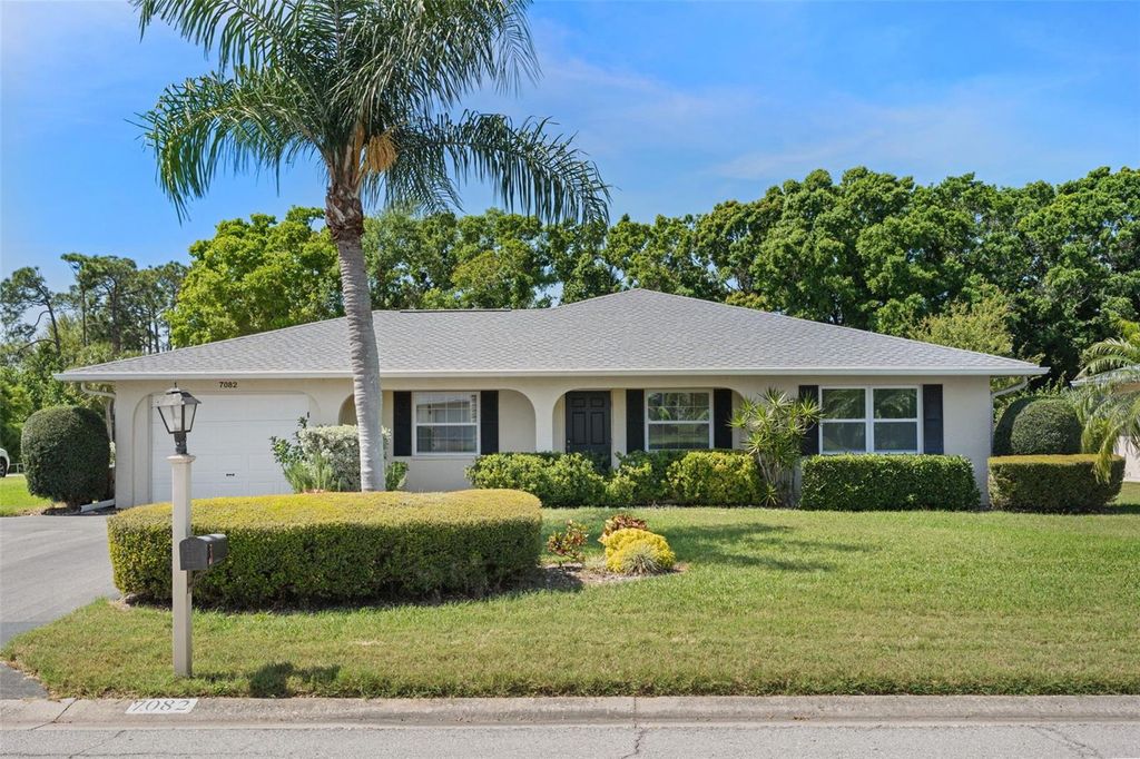 7082 W COUNTRY CLUB DRIVE N 7082, Sarasota, FL 34243