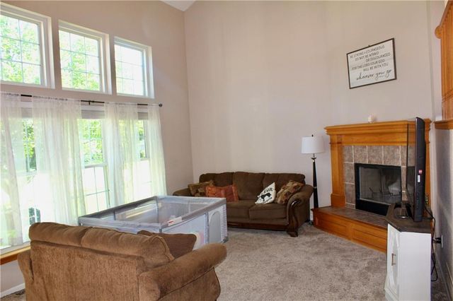 728 E 167th Terrace, Gardner, KS 66030