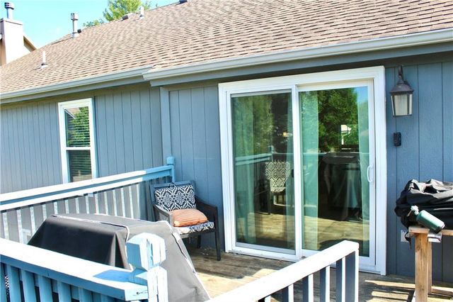 728 E 167th Terrace, Gardner, KS 66030