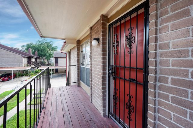 12955 Woodforest Boulevard 32, Houston, TX 77015