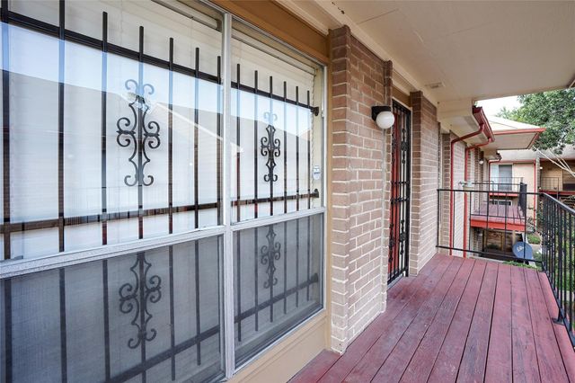 12955 Woodforest Boulevard 32, Houston, TX 77015