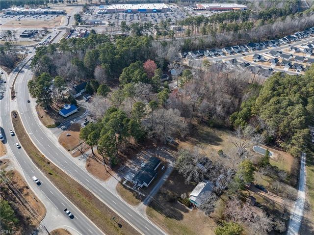 6822 Village South DR, Gloucester, VA 23061