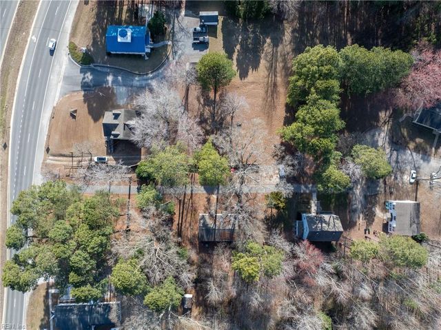 6822 Village South DR, Gloucester, VA 23061