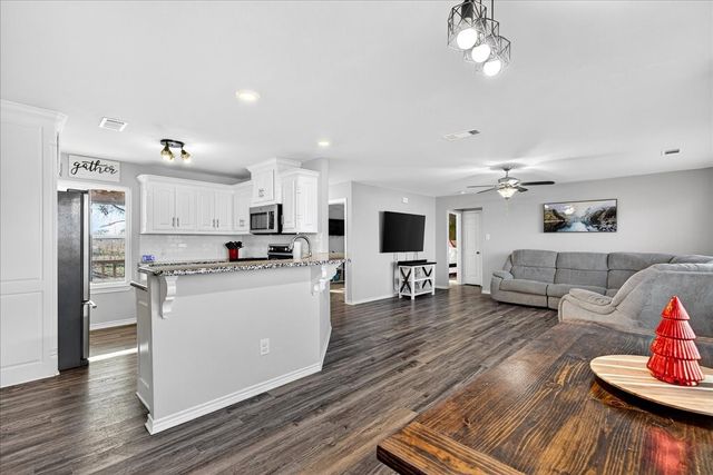 6134 N Fm 148, Terrell, TX 75160